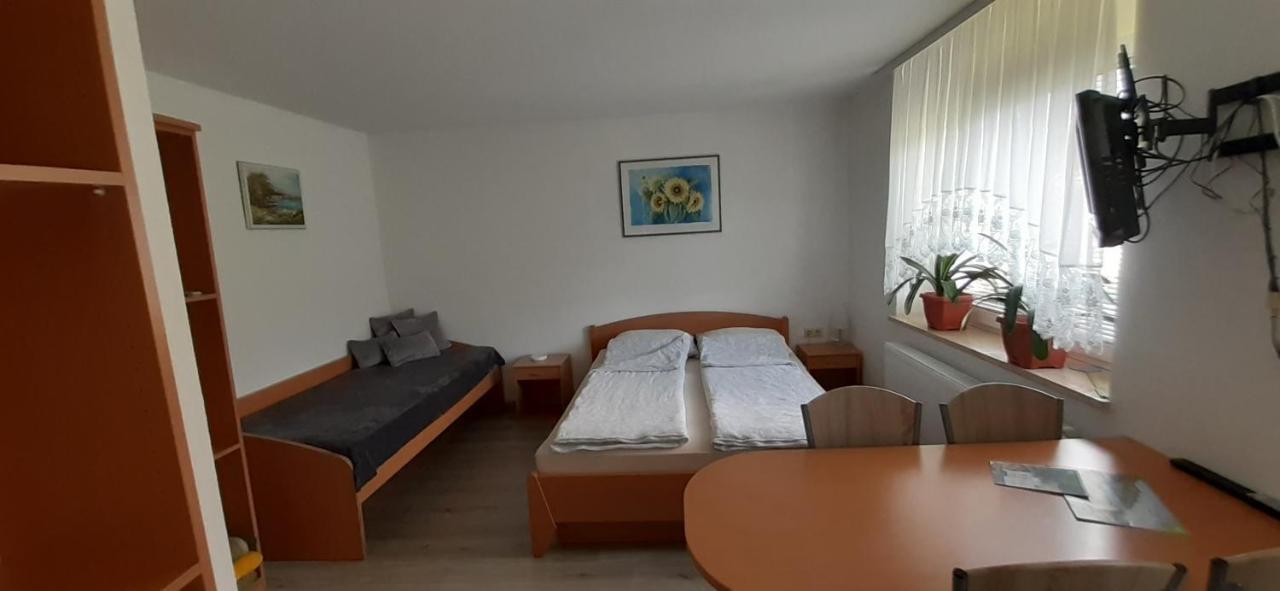 Apartmaji Mojca ξενώνας Križe Εξωτερικό φωτογραφία